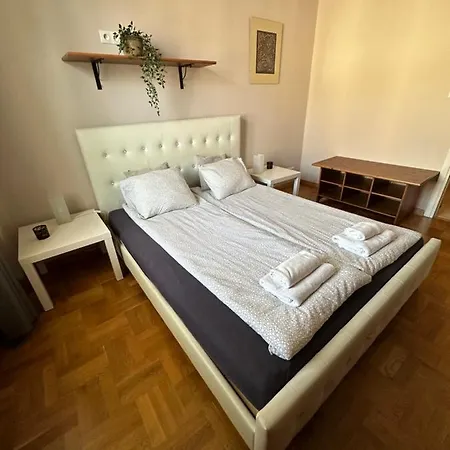 Apartament K2013 Astra Grand-tourist